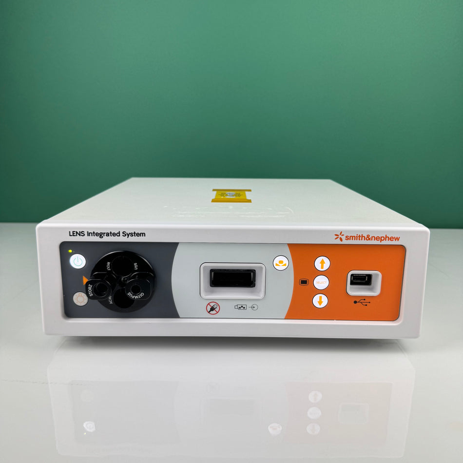 Smith & Nephew LENS Integrated System Videoprozessor / Lichtquelle Arthroskopie