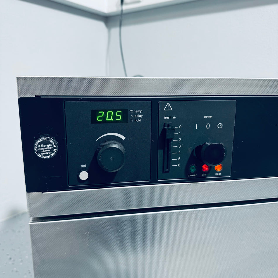 Memmert BE200 Bakteriologischer Inkubator / Brutschrank / 70°