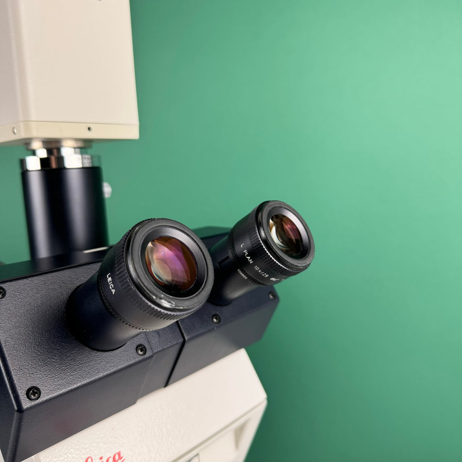 Leica Leitz DMRB Fluoreszenz Phasenkontrast Mikroskop + Kamera, 5 Objektive